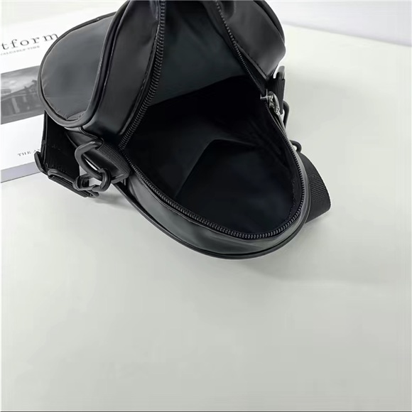 Ghost crossbody bag - Picture 5 of 8